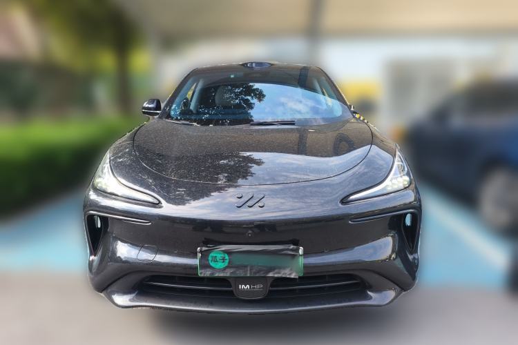 Used IM LS6 2023 Max Standard Edition Front