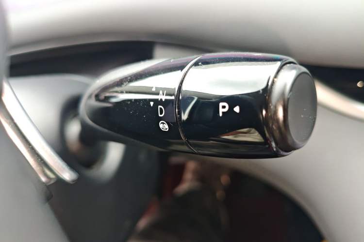 Used IM LS6 2023 Max Standard Edition Gear Lever