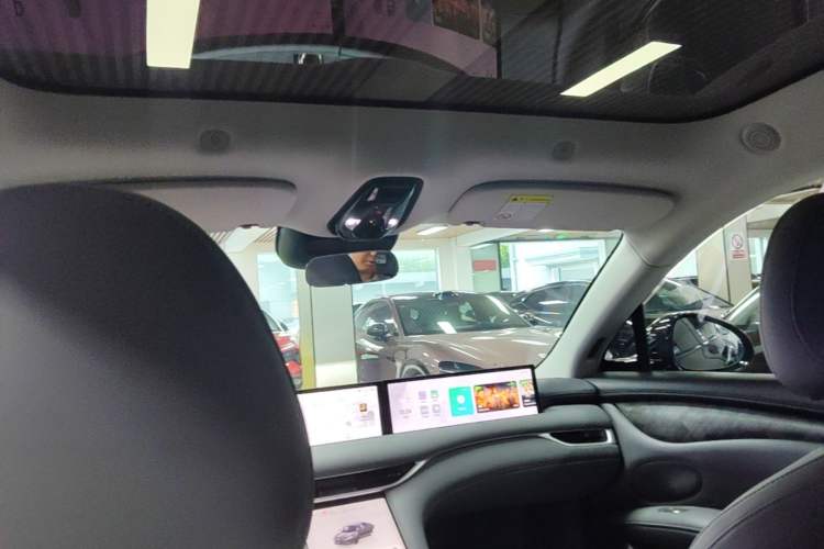 Used IM LS6 2023 Max Long-Range Version Headliner