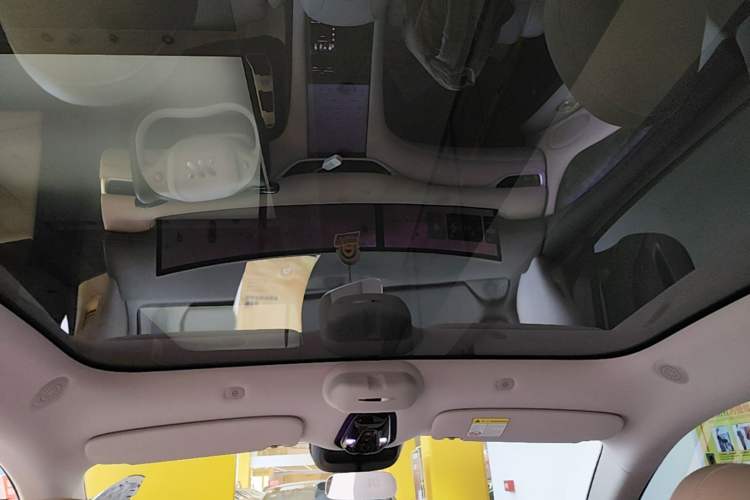 Used IM LS6 2023 Max Standard Edition Headliner