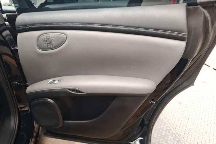 Used IM LS6 2023 Max Long-Range Version Interior 6