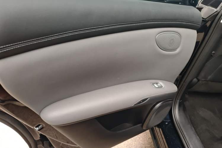 Used IM LS6 2023 Max Long-Range Version Interior 8