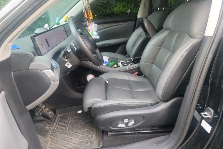 Used IM LS6 2023 Max Standard Edition Left Front Seat
