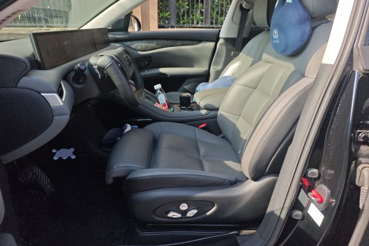 Used IM LS6 2023 Max Standard Edition Left Front Seat