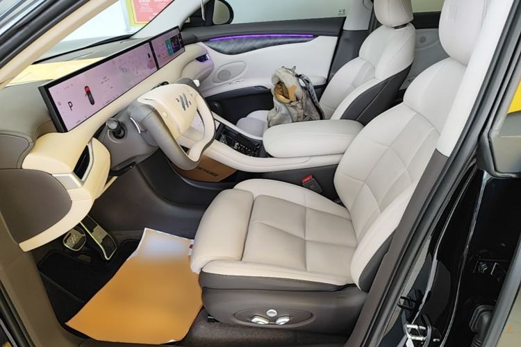 Used IM LS6 2023 Max Standard Edition Left Front Seat
