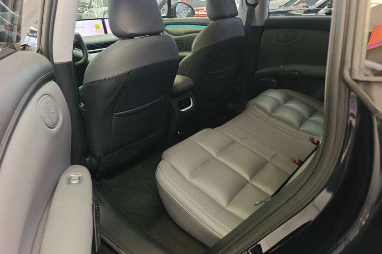 Used IM LS6 2023 Max Enhanced Performance Edition Left Rear Seat