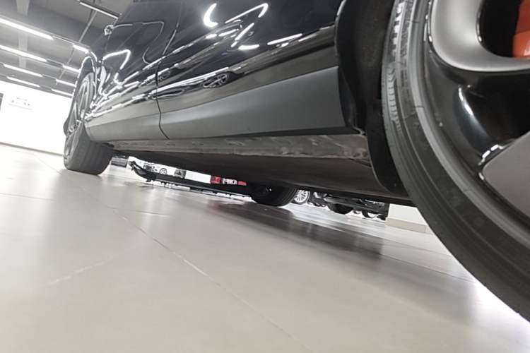 Used IM LS6 2023 Max Standard Edition Left Side Sill