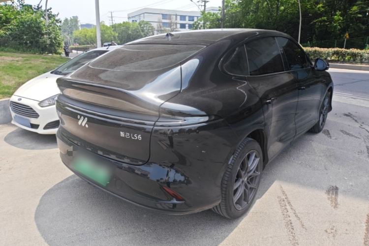 Used IM LS6 2023 Max Standard Edition Rear Right 45 Deg