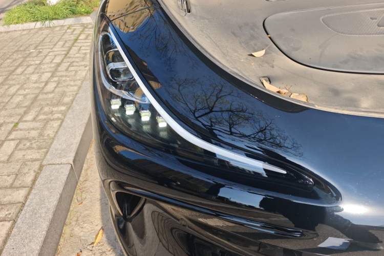 Used IM LS6 2023 Max Standard Edition Right Front Headlight
