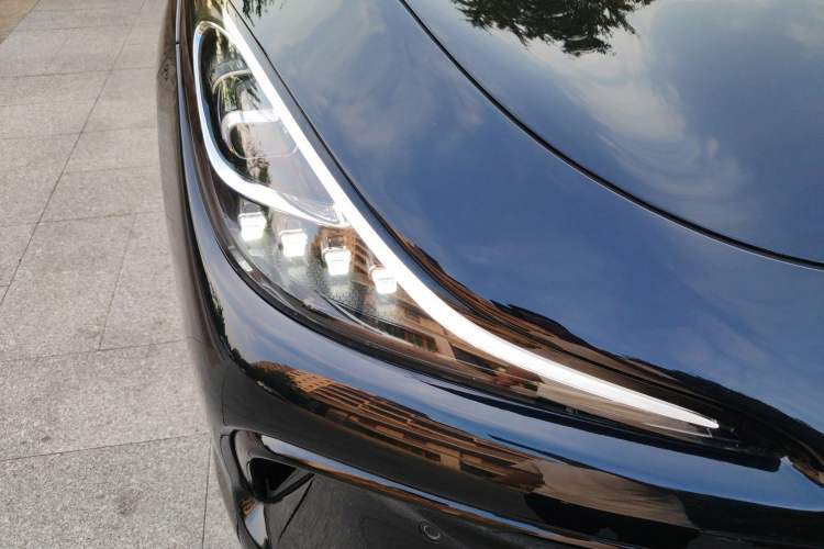 Used IM LS6 2023 Max Standard Edition Right Front Headlight