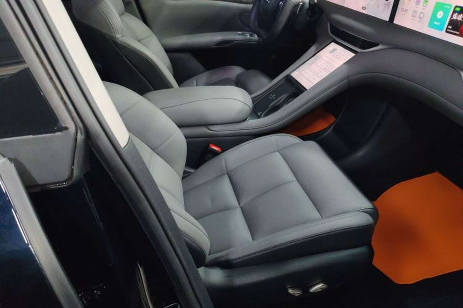 Used IM LS6 2023 Max Enhanced Performance Edition Right Front Seat