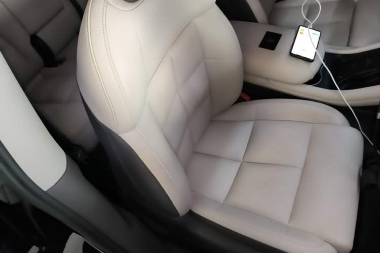 Used IM LS6 2023 Max Long-Range Version Right Front Seat