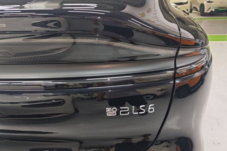 Used IM LS6 2023 Max Standard Edition Right Rear Taillight