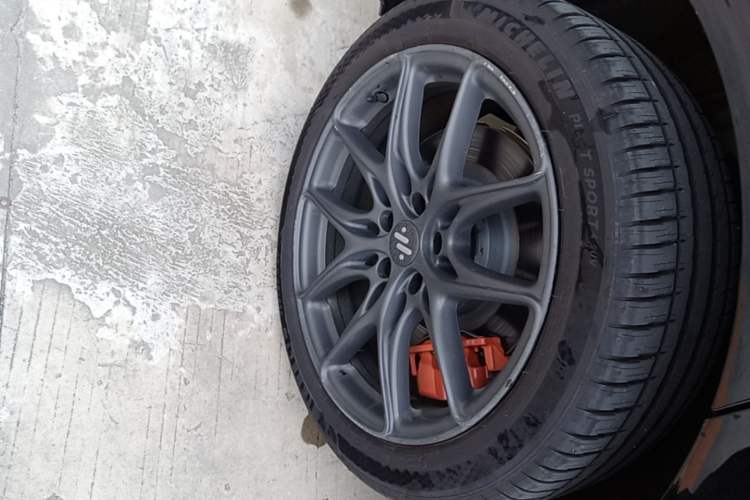 Used IM LS6 2023 Max Extended-Range Version Right Rear Wheel Hub