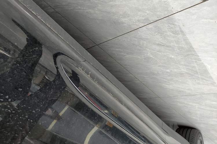 Used IM LS6 2023 Max Standard Edition Right Side Sill