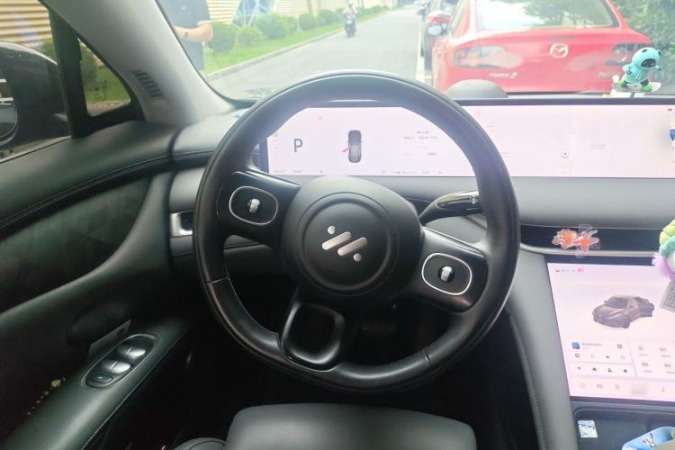 Used IM LS6 2023 Max Standard Edition Steering Wheel