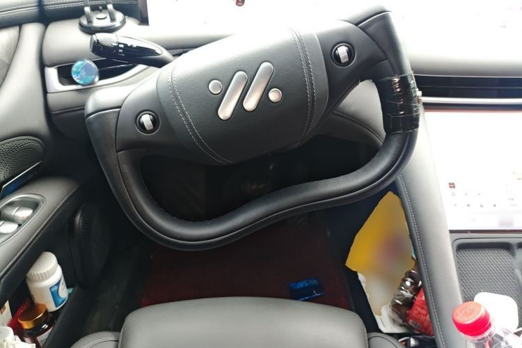 Used IM LS6 2023 Max Standard Edition Steering Wheel