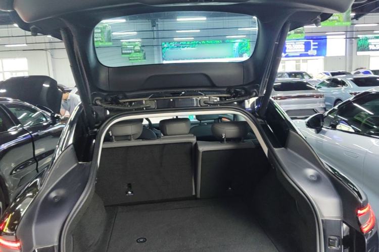 Used IM LS6 2023 Max Standard Edition Trunk