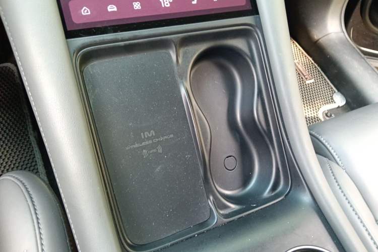 Used IM LS6 2023 Max Extended-Range Version Vehicle Key