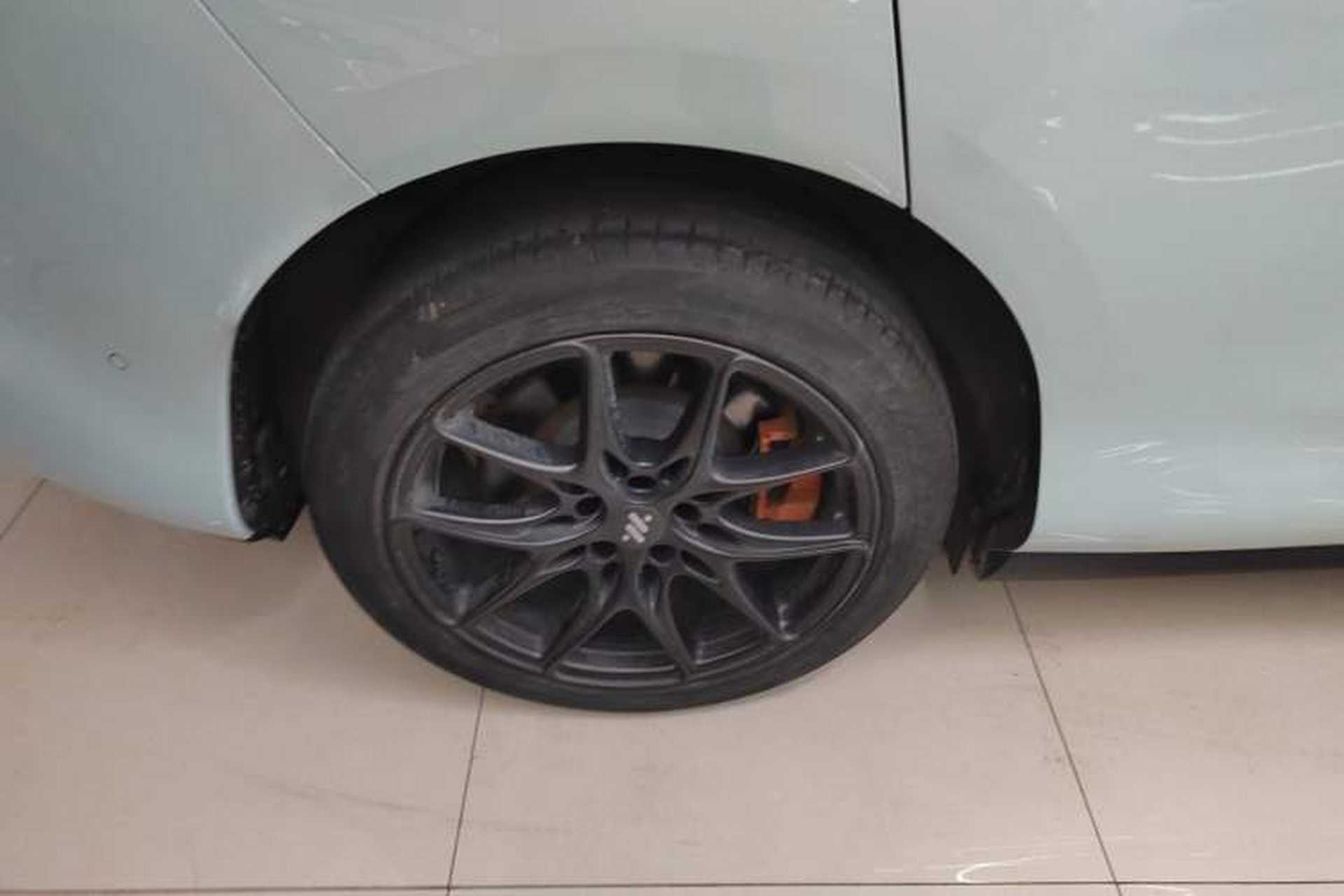 Used IM LS6 2023 Max Standard Edition Right Rear Wheel Hub