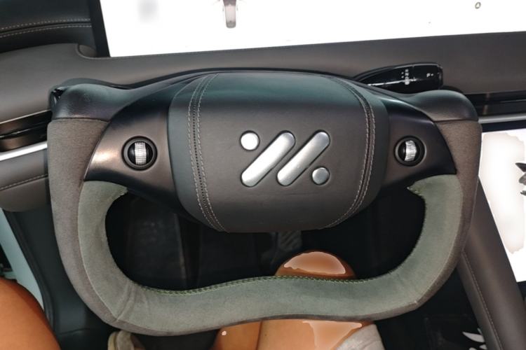 Used IM LS6 2023 Max Long-Range Version Steering Wheel