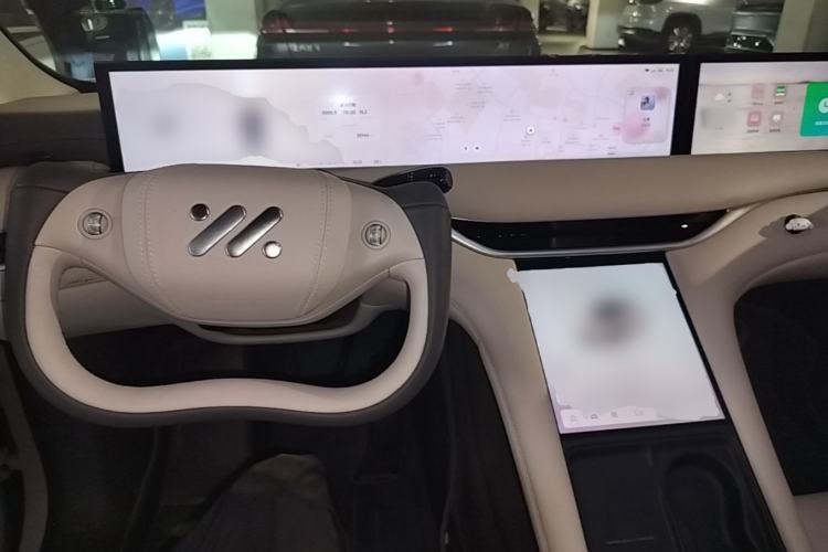 Used IM LS6 2023 Max Standard Edition Center Console