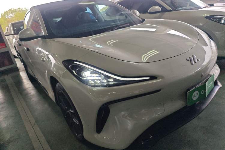 Used IM LS6 2023 Max Standard Edition Exterior 2