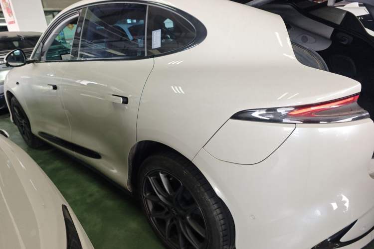Used IM LS6 2023 Max Standard Edition Exterior 3