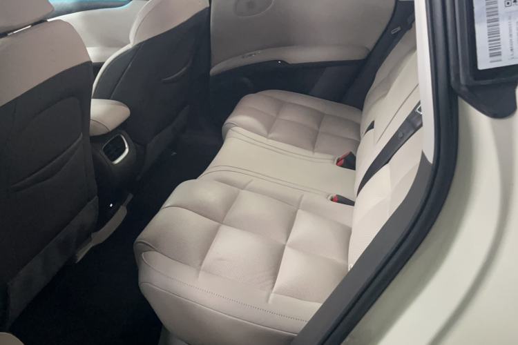 Used IM LS6 2023 Max Standard Edition Interior 1