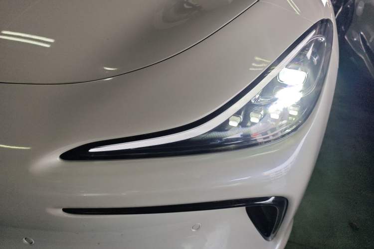 Used IM LS6 2023 Max Standard Edition Left Front Headlight