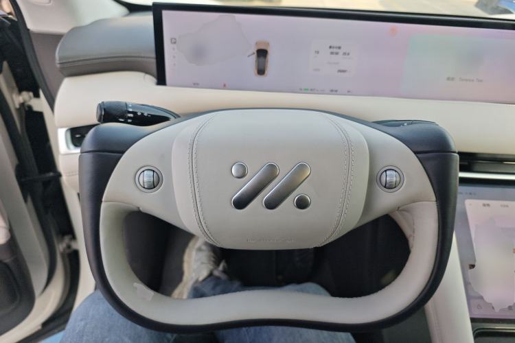 Used IM LS6 2023 Max Long-Range Version Steering Wheel