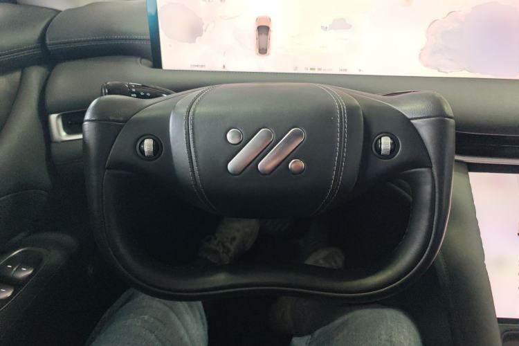 Used IM LS6 2023 Max Standard Edition Steering Wheel
