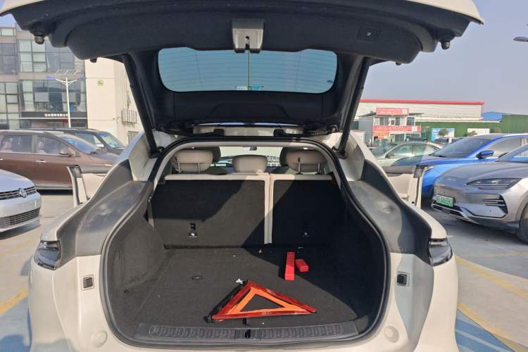 Used IM LS6 2023 Max Long-Range Version Trunk