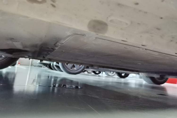 Used IM LS6 2023 Max Standard Edition Chassis Front Left