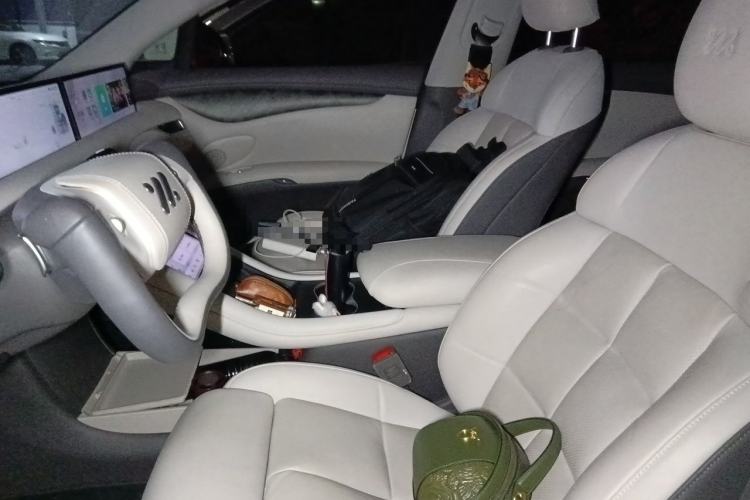 Used IM LS6 2023 Max Standard Edition Left Front Seat