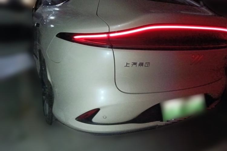 Used IM LS6 2023 Max Standard Edition Rear Left 45 Deg
