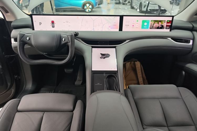 Used IM LS6 2023 Max Standard Edition Center Console
