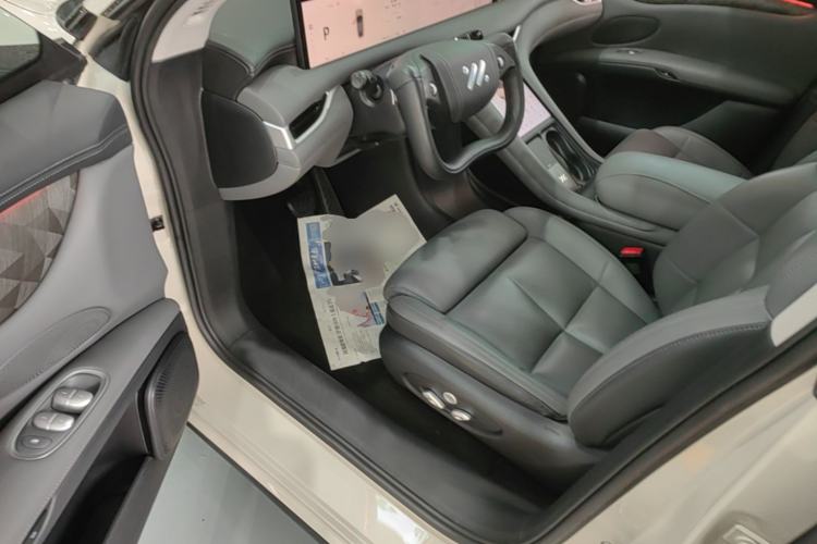 Used IM LS6 2023 Max Enhanced Performance Edition Driver Seat
