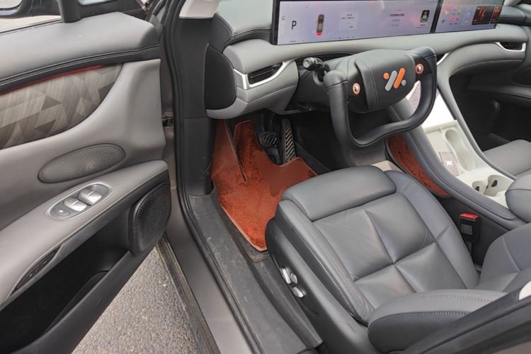 Used IM LS6 2023 Max Extended-Range Version Driver Seat