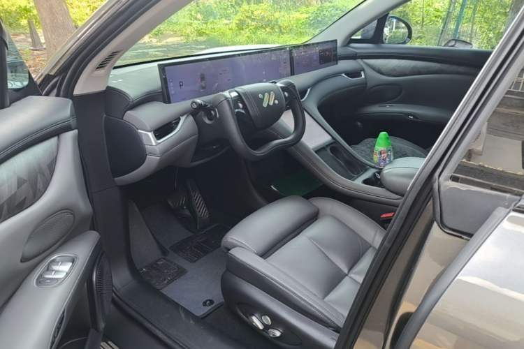 Used IM LS6 2023 Max Standard Edition Driver Seat