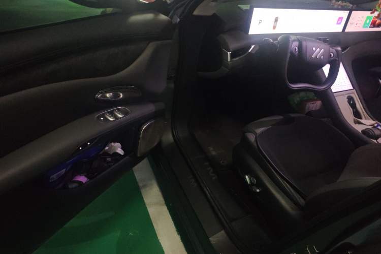 Used IM LS6 2023 Max Standard Edition Driver Seat