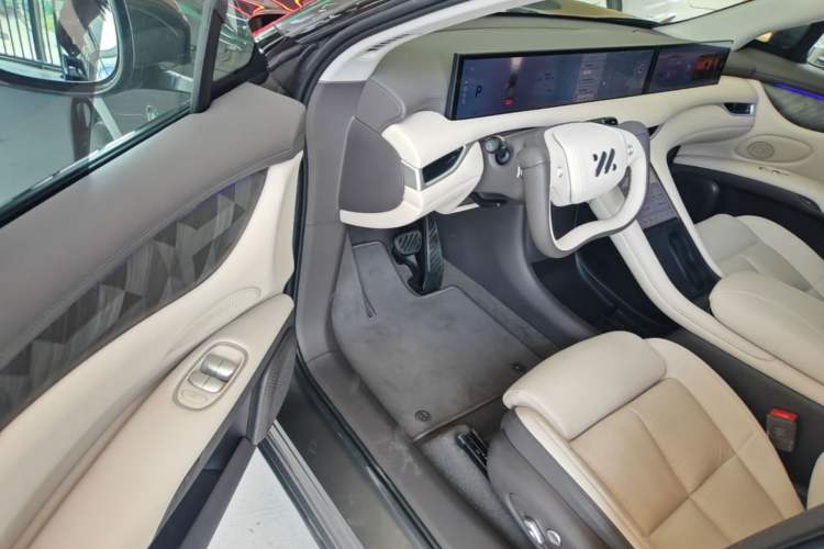 Used IM LS6 2023 Max Standard Edition Driver Seat