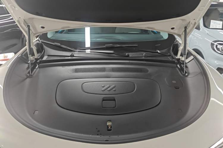 Used IM LS6 2023 Max Standard Edition Engine Bay