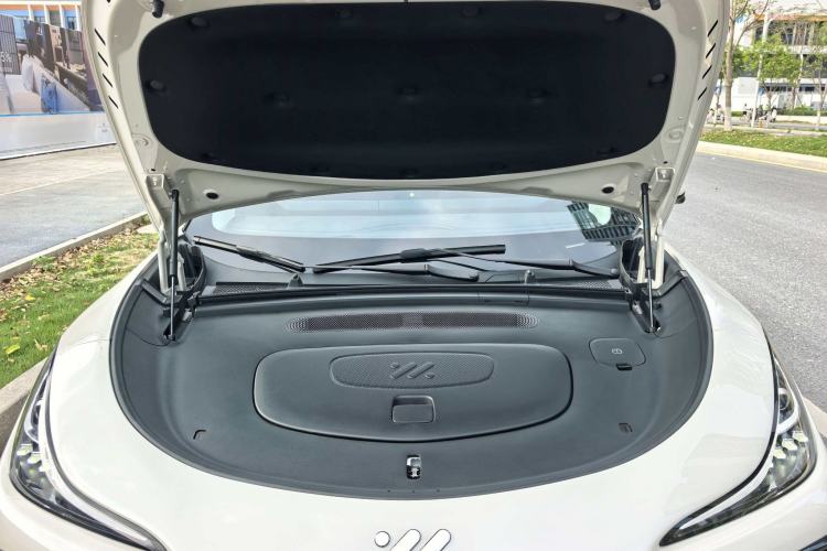 Used IM LS6 2023 Max Standard Edition Engine Bay