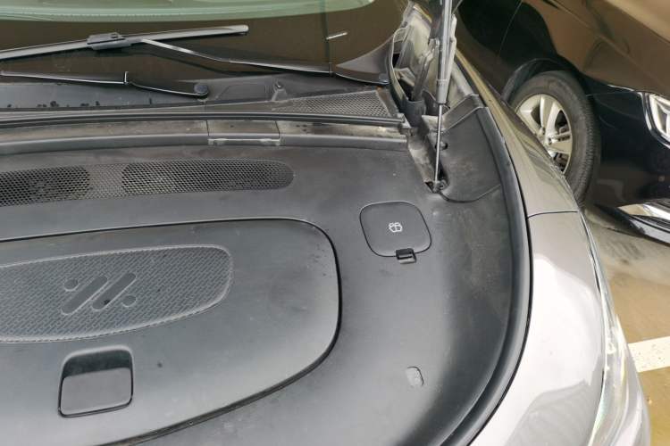 Used IM LS6 2023 Max Standard Edition Engine Bay Left