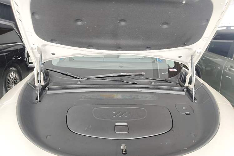 Used IM LS6 2023 Max Standard Edition Engine Bay