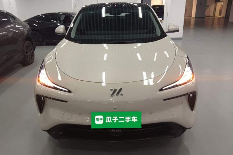 Used IM LS6 2023 Max Standard Edition Exterior 1