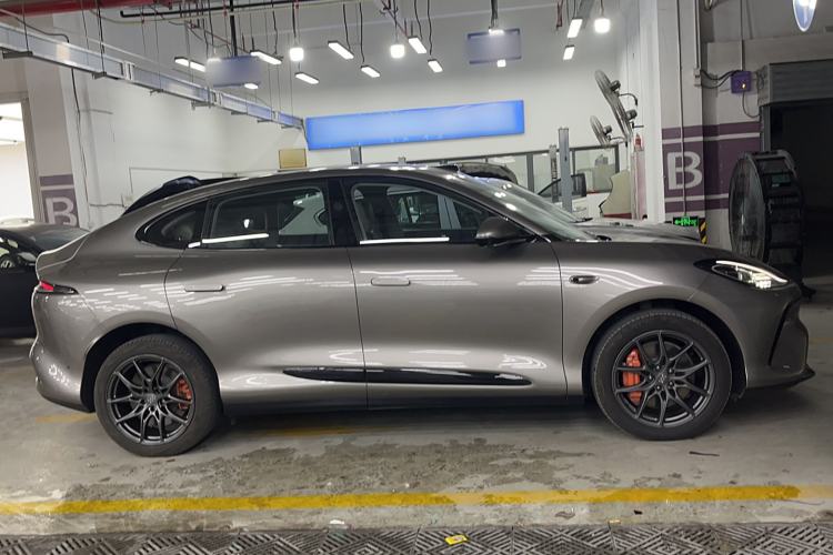 Used IM LS6 2023 Max Standard Edition Exterior 2