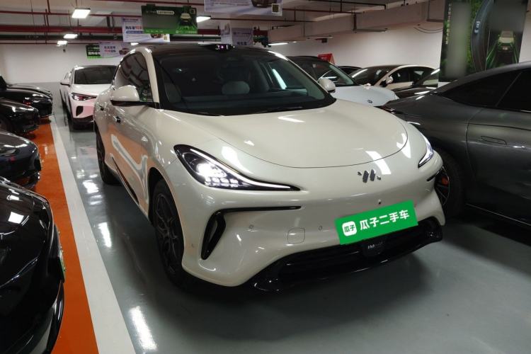Used IM LS6 2023 Max Standard Edition Exterior 2