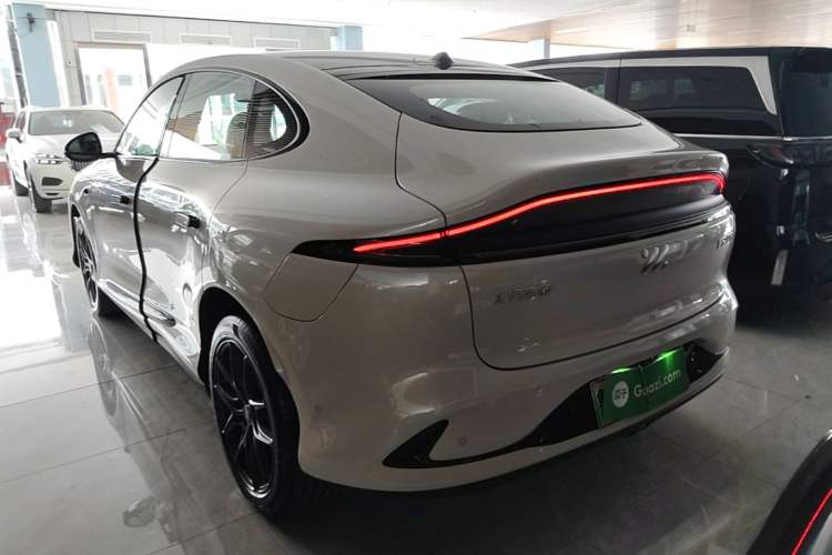 Used IM LS6 2023 Max Standard Edition Exterior 2
